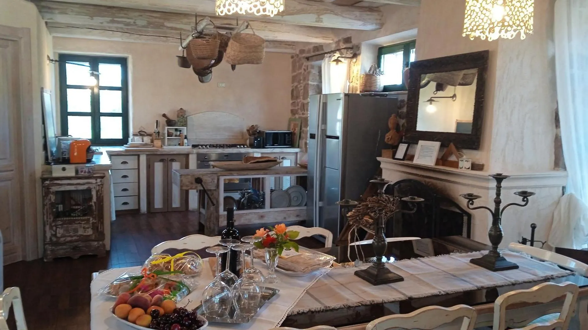 Villa In Campagna Con Piscina Privata Uri