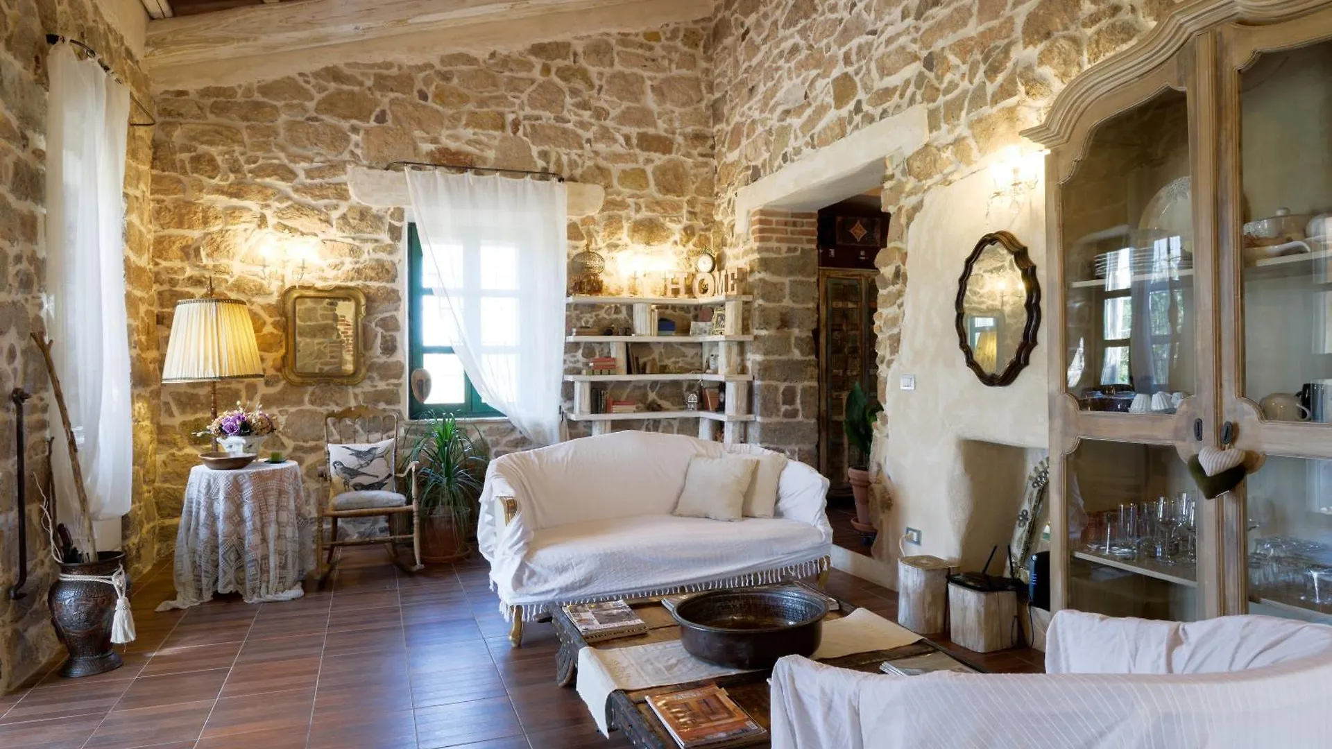 Villa In Campagna Con Piscina Privata Uri